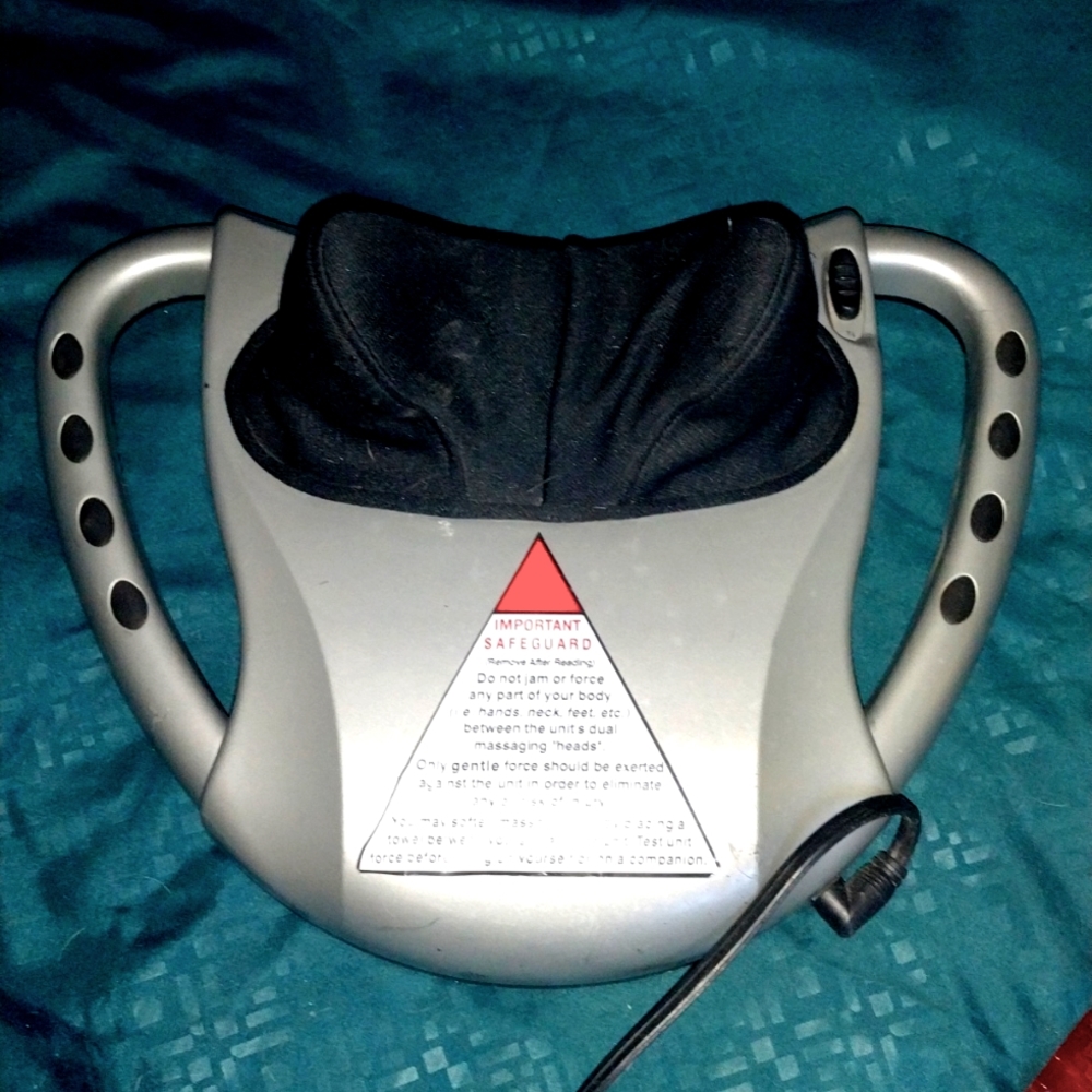 Therapist select kneading shiatsu neck massager
